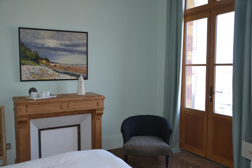 Guesthouse La Mascotte Villers-sur-Mer Eksteriør bilde