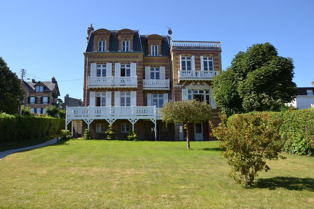 Guesthouse La Mascotte Villers-sur-Mer Eksteriør bilde
