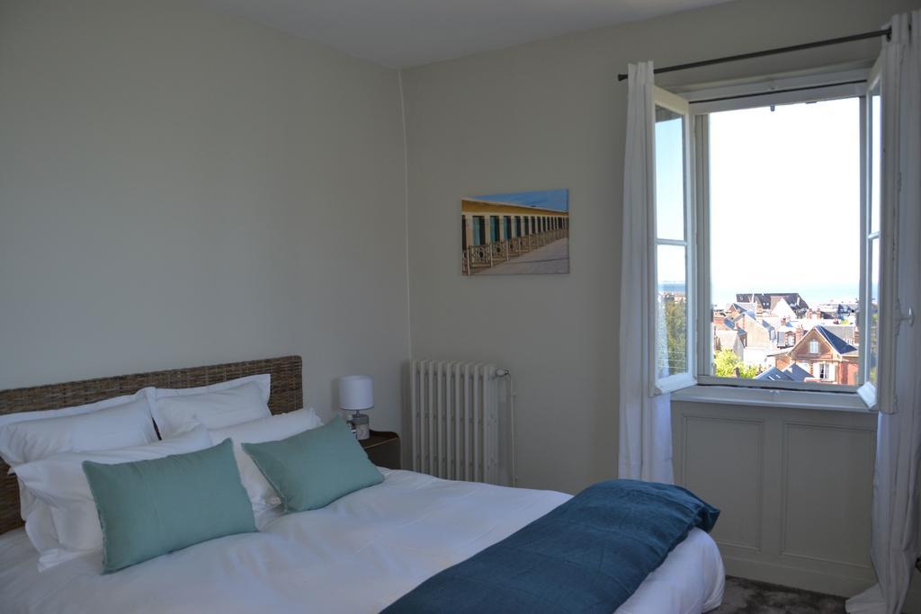 Guesthouse La Mascotte Villers-sur-Mer Eksteriør bilde